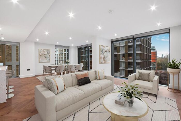 3 Bedroom Apartment For Sale In Fitzroy House, Prince Of Wales Drive. London, SW11