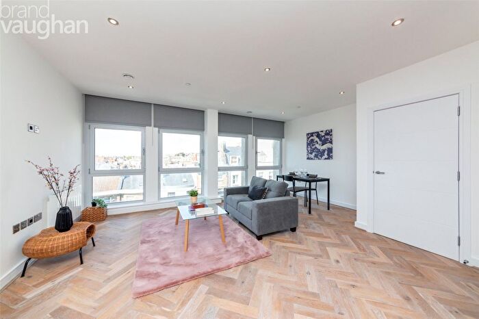 1 Bedroom Flat To Rent In Montpelier Road, Brighton, East Sussex, BN1