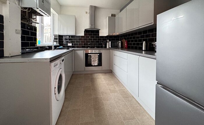 4 Bedroom Terraced House To Rent In Burngreave Street, Sheffield, South Yorkshire, S3