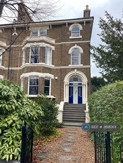 Studio To Rent In Brockley, London, SE4