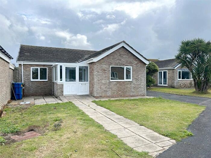 3 Bedroom Bungalow For Sale In Dysynni Walk, Tywyn, Gwynedd, LL36
