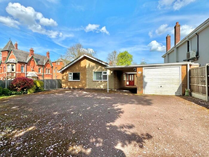 3 Bedroom Detached Bungalow For Sale In Burton Road, Melton Mowbray, LE13