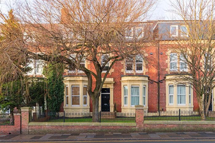 2 Bedroom Apartment For Sale In Osborne Road, Jesmond, Newcastle Upon Tyne, NE2