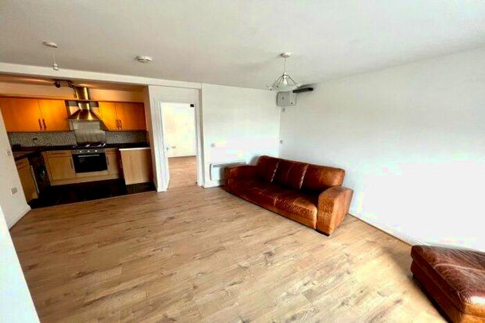 1 Bedroom Flat To Rent In Maypole Square, Bristol, BS15