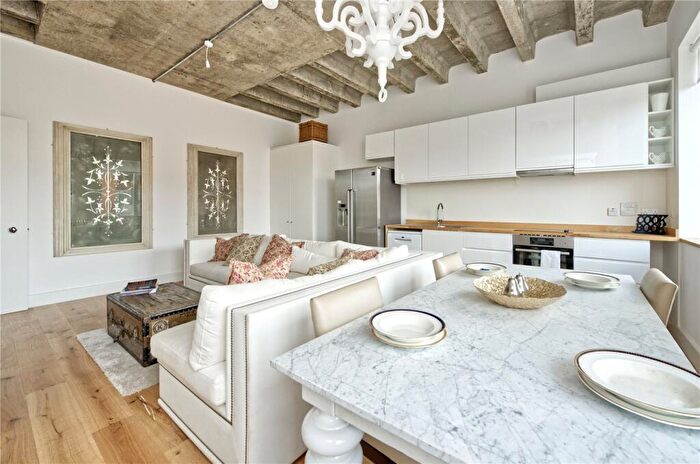 2 Bedroom Apartment For Sale In Winchelsea Road, Harlesden, London, NW10