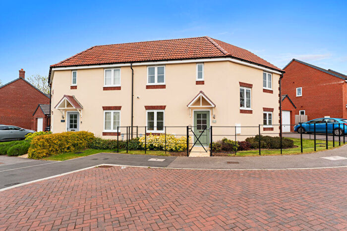 3 Bedroom Semi-Detached House For Sale In Daisy Drive, Laceby, DN37