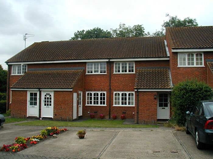 1 Bedroom Flat To Rent In St. Bedes Gardens, Cambridge, CB1