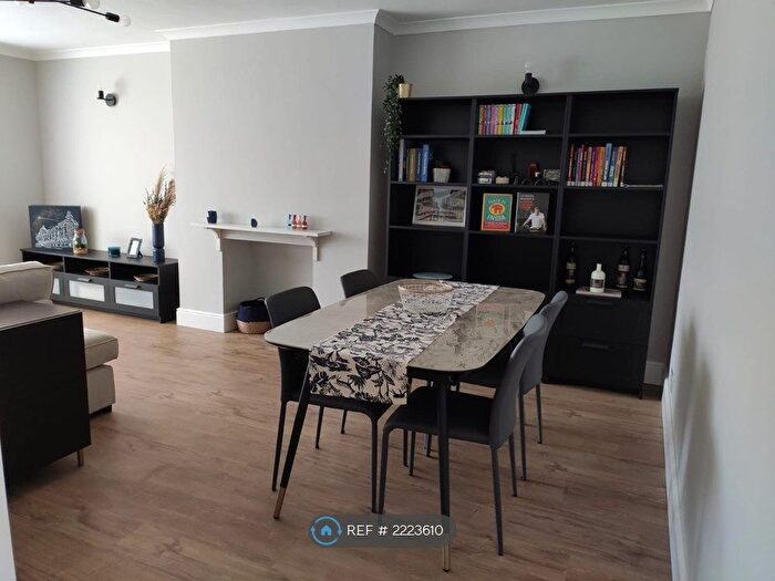 2 Bedroom Maisonette To Rent In Westgate Road, Beckenham, BR3