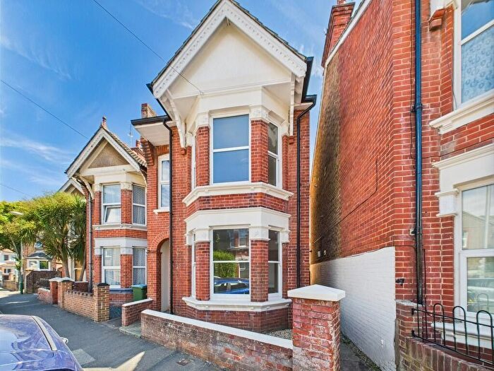 4 Bedroom Semi Detached House For Sale In Sturges Road, Bognor Regis, PO21