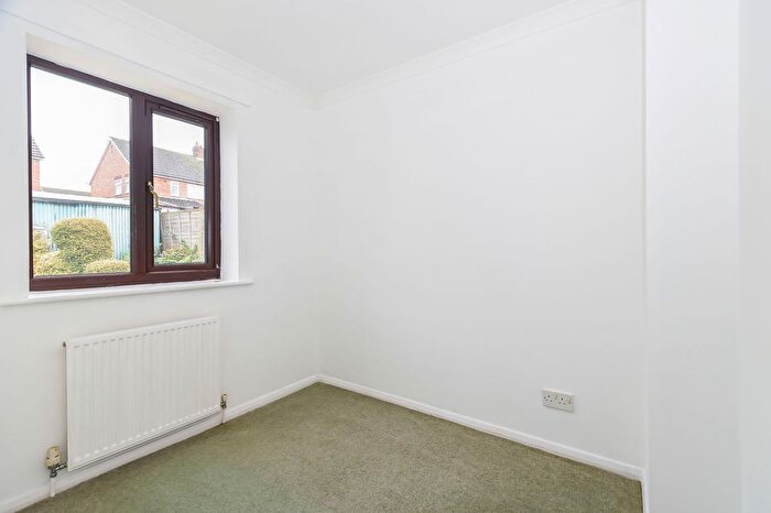 2 Bedroom Semi-Detached Bungalow For Sale In Lambert Close, Market Weighton, York, YO43