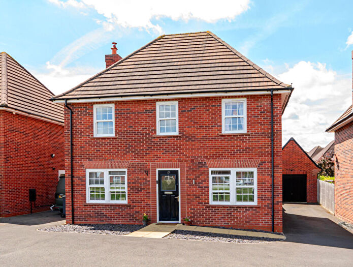 4 Bedroom Detached House For Sale In Chimney Way, Stewartby, MK43