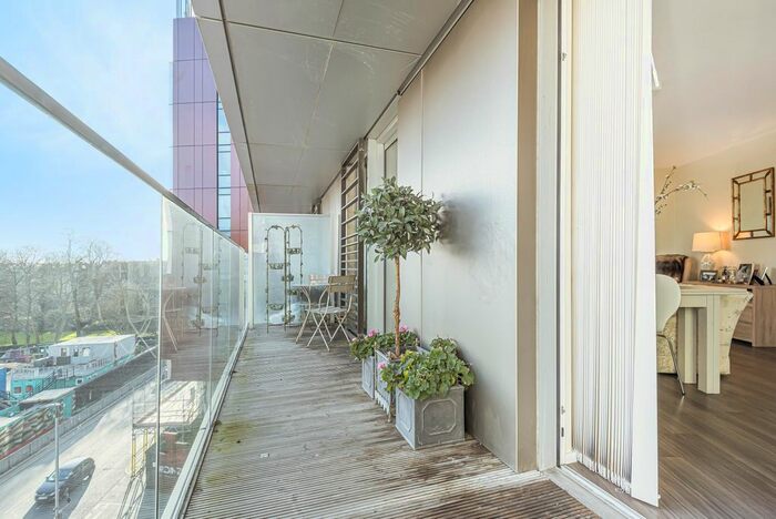 2 Bedroom Flat To Rent In Copperlight Apartments, Buckhold Road, London, SW18