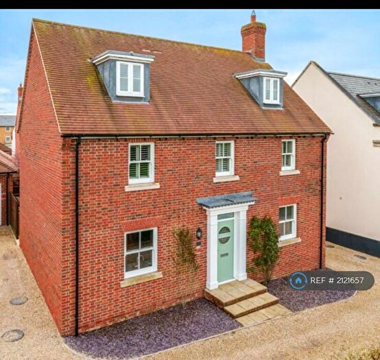 5 Bedroom Detached House To Rent In Emletts Way, Yeovil, BA21