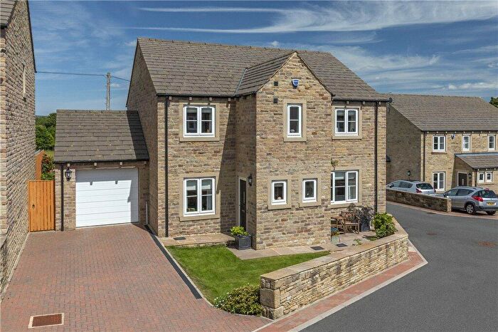 4 Bedroom Detached House For Sale In Moor View, Addingham, Ilkley, LS29