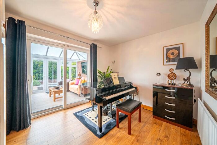 4 Bedroom Bungalow For Sale In Norfolk Drive, Melton Mowbray, Leicestershire, LE13