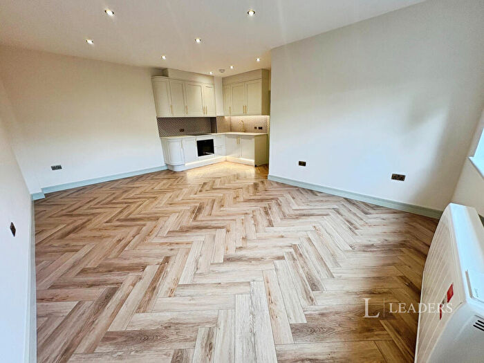 1 Bedroom Flat To Rent In Davigdor Road, BN3