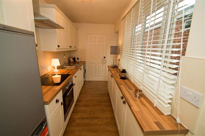 2 Bedroom Terraced House To Rent In Whitfield Street, NG24