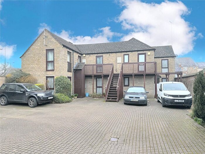 1 Bedroom Flat To Rent In West Way, Cirencester, GL7