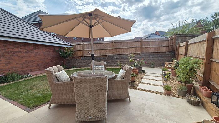 4 Bedroom Detached House For Sale In Quarry View, Bishops Itchington, CV47