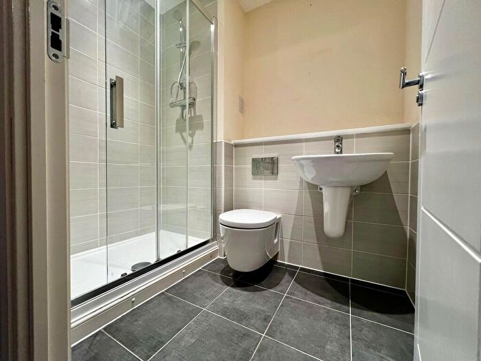 2 Bedroom Apartment For Sale In Stable Road, Colchester, CO2