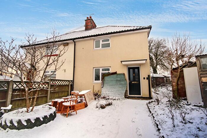 2 Bedroom Semi-Detached House For Sale In Pedlars Grove, Norfolk, PE37