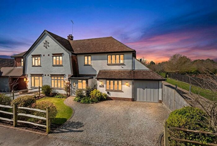 4 Bedroom Semi Detached House For Sale In West Drive, Angmering, BN16