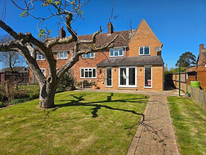 4 Bedroom Semi-Detached House For Sale In The Pound, Great Brington, Northamptonshire, NN7