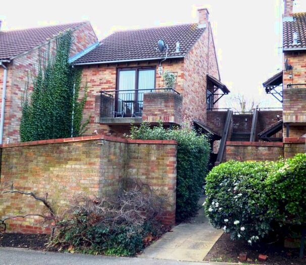 Studio To Rent In Maiden Place, Lower Earley, RG6