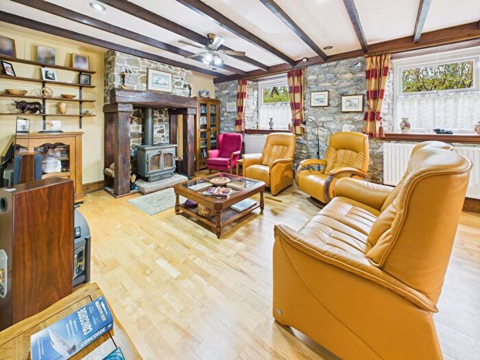 4 Bedroom Property For Sale In Blackwater, Truro, Chain Free Sale, TR4