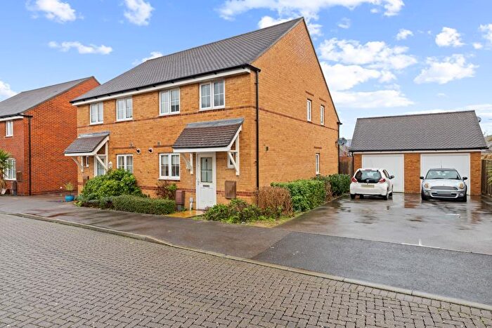 3 Bedroom Semi-detached House For Sale In Mill Pond Crescent, Chichester, PO19