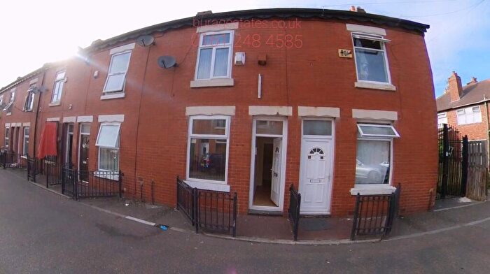 2 Bedroom Semi-Detached House To Rent In Stainer Street, Manchester, M12