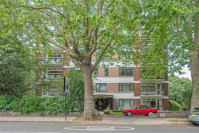 2 Bedroom Flat To Rent In Shepherds Hill, Highgate, N6