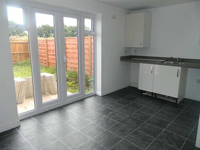 3 Bedroom Mews To Rent In Palmer Close, Sandbach, CW11