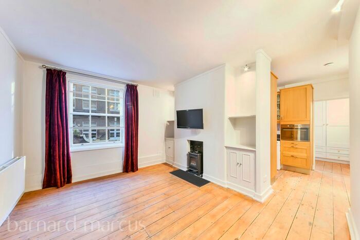 1 Bedroom Flat To Rent In Tavistock Street, Covent Garden, London, WC2E