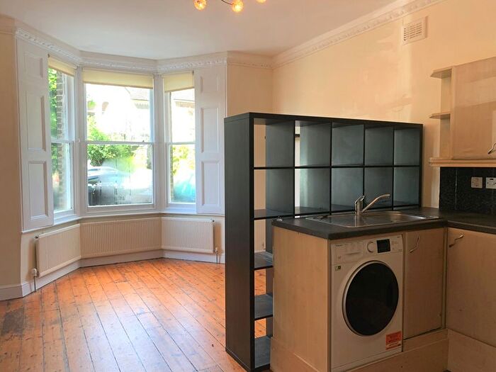 1 Bedroom Flat To Rent In Mount Pleasant Villas, London, N4