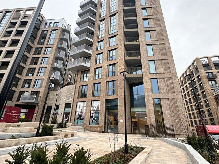 2 Bedroom Flat To Rent In Dispatch House, Postmark. Paragon Square, London, WC1X