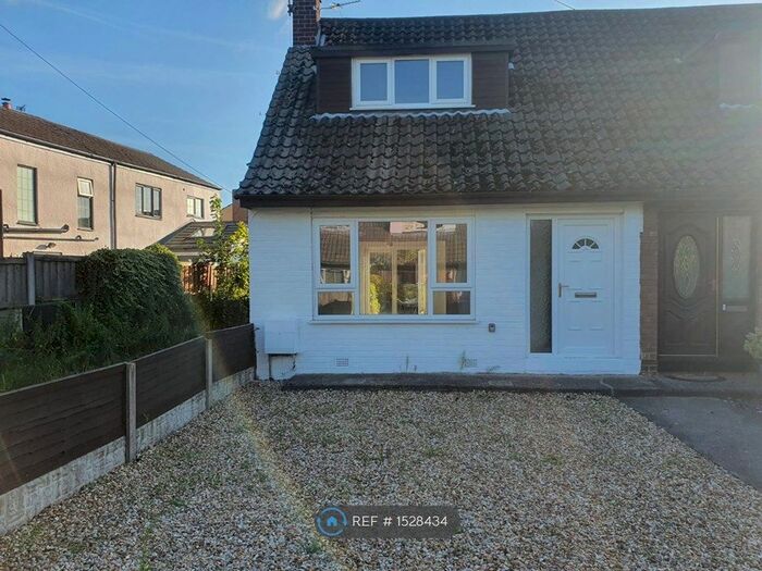 2 Bedroom End Of Terrace House To Rent In Thornton Close, Lowton, WA3