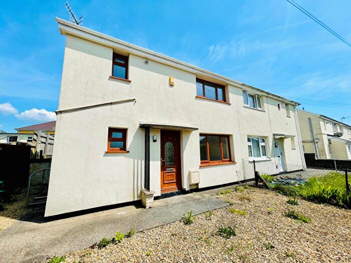 3 Bedroom Semi-Detached House To Rent In Mandeg, CF46