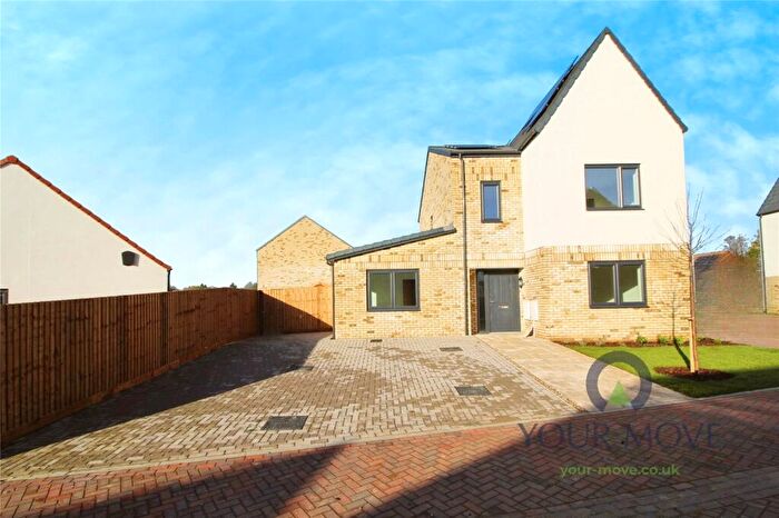 5 Bedroom Detached House For Sale In Northwood End Road, Haynes, Bedford, Bedfordshire, MK45