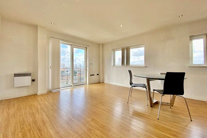 2 Bedroom Apartment To Rent In Building, Taylorson Street South, M5