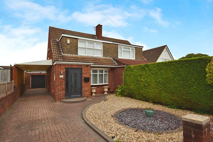 3 Bedroom Semi-Detached House To Rent In Durville Road, Headley Park, Bristol, BS13