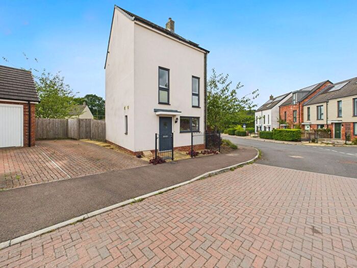 3 Bedroom Detached House For Sale In Cinders Crescent, Cinderford, GL14