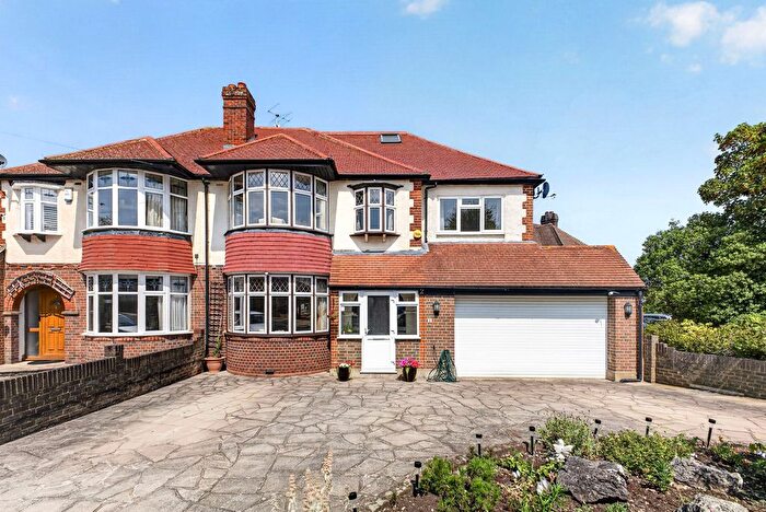 5 Bedroom Semi-Detached House For Sale In Lady Hay, Worcester Park, KT4