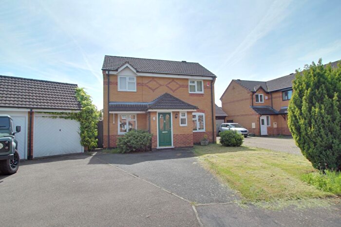3 Bedroom Detached House To Rent In Norman Court, Oadby, Leicester, LE2