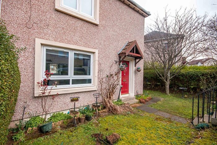 3 Bedroom Terraced House To Rent In Niddrie Marischal Road, Edinburgh, Midlothian, EH16