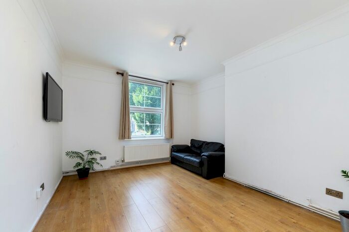 1 Bedroom Flat To Rent In Matilda House, St. Katharines Way, London, E1W