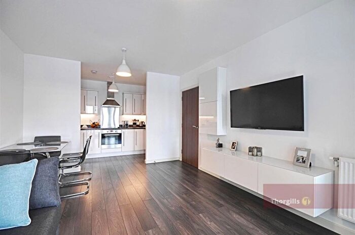 1 Bedroom Flat To Rent In Westgate House, Ealing Road, Brentford, TW8