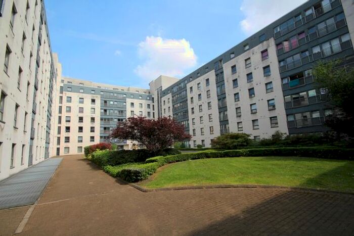 2 Bedroom Flat To Rent In A Wallace Street, Glasgow, G5