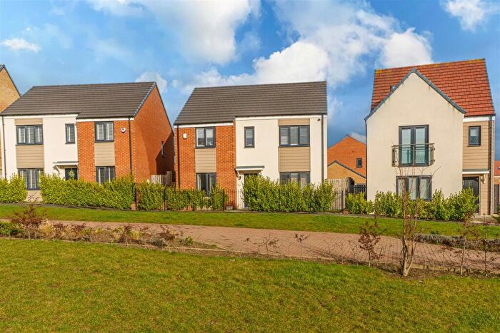 4 Bedroom Detached House For Sale In Bowman Drive, Wallsend, NE28