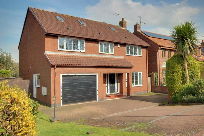5 Bedroom Detached House For Sale In Drovers Rise, Elloughton, HU15